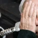 Σοκαριστικό περιστατικό στη Βούλα: Υπάλληλος βενζινάδικου περιέλουσε με πετρέλαιο 92χρονο – Ο αδιανόητος λόγος