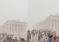Χαμός με τουρίστες στην Ακρόπολη – Το βίντεο από την κακοκαιρία που κάνει τον γύρο του κόσμου