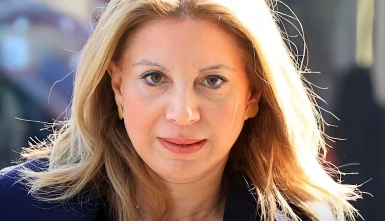 Καρυστιανού για φωτιές: «Να παραιτηθεί ο Μητσοτάκης – Ανίκανο “επιτελικό” κράτος»