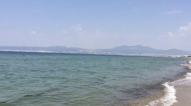 Ηλεία: Σοβαρός τραυματισμός 31χρονης μητέρας στη θάλασσα στο Βαρθολομιό, συνελήφθη ο σύζυγός της