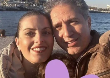 Δημήτρης Κόκοτας: «Είναι οι πιο δύσκολες ώρες της ζωής μου» λέει η σύζυγος του τραγουδιστή, Κατερίνα Πετράκη