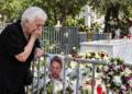 Η επίσκεψη στον τάφο του Μαζωνάκη χθες το βράδυ: Τι υποσχέθηκε στον γιο της με δάκρυα στα μάτια η κυρία Κλειώ;
