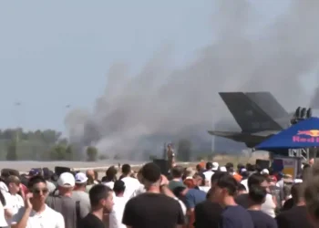 Τανάγρα: Έπεσε Phantom κατά τη διάρκεια των αεροπορικών επιδείξεων Athens Flying Week
