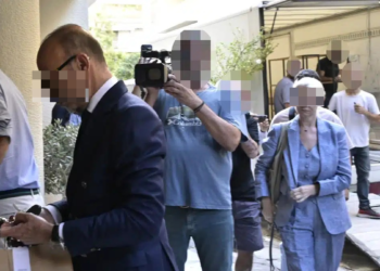 Για ανθρωποκτονία με ενδεχόμενο δόλο κατηγορούνται πλέον οι γιατροί Θεοδωρόπουλος και Γάκα για τον θάνατο του Γιώργου Μαζωνάκη