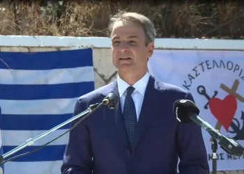 Μήνυμα Μητσοτάκη στην Τουρκία από το Καστελλόριζο: «Δεν δεχόμαστε απειλές και υποδείξεις από κανέναν»