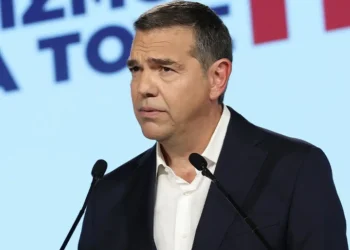Αλέξης Τσίπρας από Θεσσαλονίκη: «Κατώτατος μισθός 1.000 ευρώ, 500 ευρώ το μήνα για φοιτητές, 6% ΦΠΑ σε βασικά αγαθά και 30% μείωση στις τιμές του ρεύματος»