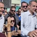 «Αγάπη μου, κούκλε μου!» Γυναίκες θαυμάστριες αποθέωσαν τον πρωθυπουργού – Η απάντηση του και πως αντέδρασε