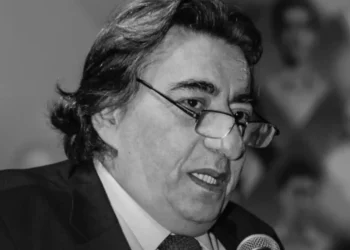 Πέθανε στα 73 του ο Γιώργος Μακρόπουλος, κορυφαία μορφή του ελληνικού και παγκόσμιου σκακιού