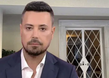 Μαζωνάκης: Σάλος με τον Κουσουλό! Πρωτοσέλιδο τον συνδέει με την κλινική στο Κολωνάκι – Η αντίδρασή του