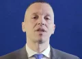 Ο Ηλίας Κασιδιάρης ανακοίνωσε σήμερα επίσημα το κόμμα του με ένα βίντεο «φωτιά»