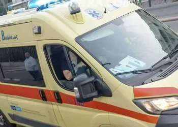 Τραγωδία: «Πάει το παιδί μου, το έχασα» – Ξεσπάσε η μητέρα του 15χρονου που πέθανε περιμένοντας ασθενοφόρο