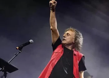 Τέλος εποχής για τον Βασίλη Παπακωνσταντίνου – Η απουσία που φέρνει συγκίνηση και αλλάζει μια συνήθεια δεκαετιών