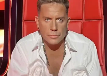 Στο πλατό του «The Voice»: Οι καλλιτέχνες που είπαν το «ναι» στο μεγάλο αφιέρωμα που θα κάνει ο ΣΚΑΪ στον Γιώργο Μαζωνάκη