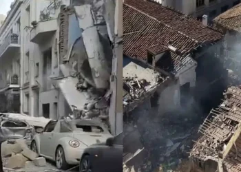 Κατέρρευσε διώροφο κτήριο μετά από ισχυρή έκρηξη στην Πλάκα – Αδιανόητες εικόνες στο κέντρο της Αθήνας