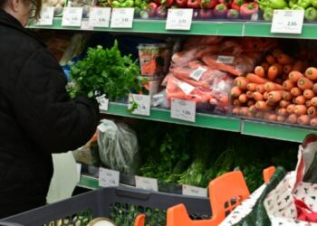 Market Pass 2026: Έως 1.000 ευρώ πριν από τα Χριστούγεννα – Τι ισχύει για τα αναδρομικά