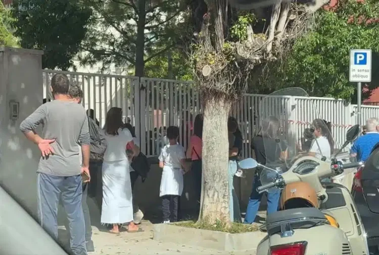 Σεισμικό χάος στην Ιταλία: Συναγερμός για τσουνάμι μετά από 12 δονήσεις, εκκενώθηκαν σχολεία
