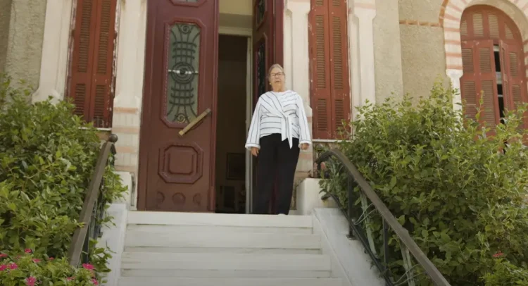 Κάθε 28η Οκτωβρίου η εγγονή του Ιωάννη Μεταξά ανοίγει το σπίτι του ιστορικού «ΟΧΙ» και ξεναγεί τους επισκέπτες