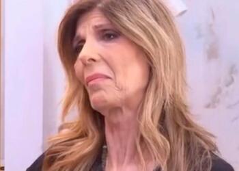 Κατερίνα Στανίση: «Η μητέρα μου είναι κατάκοιτη στο κρεβάτι εννέα χρόνια, είναι στο μυαλό μου συνεχώς»