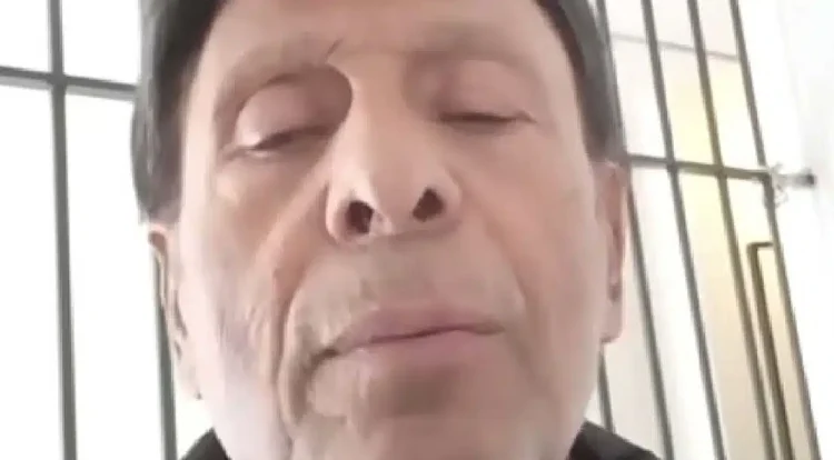 Ο Βασίλης Παϊτέρης κάνει TikTok μέσα από το κρατητήριο – «Ένα κράτος – μπάχαλο!»
