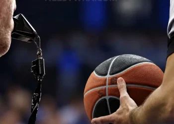 Βρέθηκαν 820.000 ευρώ σε σπίτι διαιτητή που κατηγορείται για στημένους αγώνες στο μπάσκετ