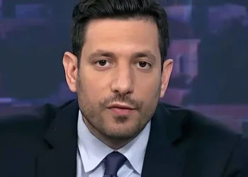 Κυρανάκης: «Δεν ισχύει ότι ο μισθός τελειώνει στις 20 του μήνα στα νοικοκυριά»